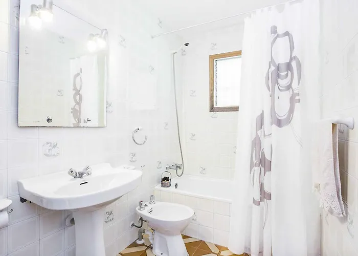 Creus Вилла Польенса